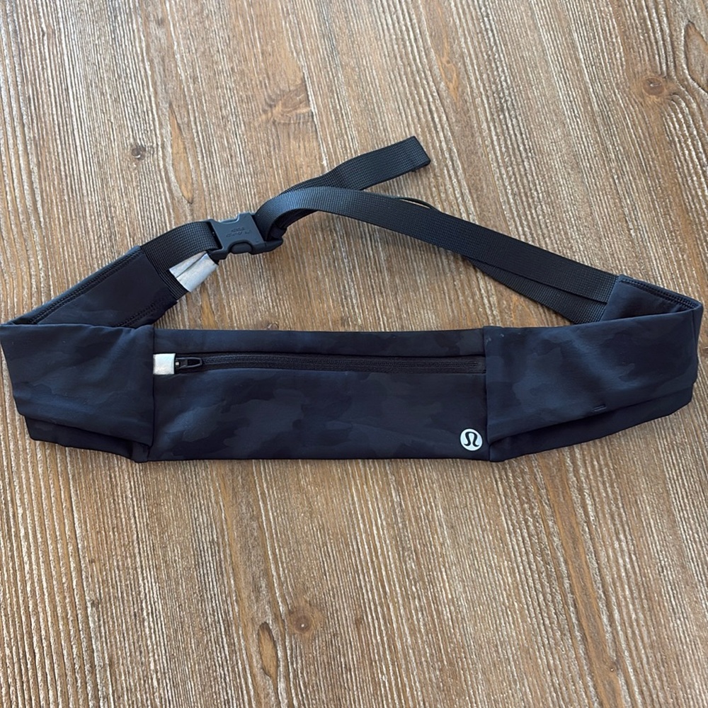Lululemon Fast and Free Running Belt Bag